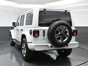 2018 Jeep Wrangler Unlimited Sahara — thumbnail 4