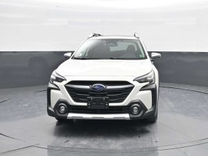 Used 2023 Subaru Outback Touring XT CVT — thumbnail 4