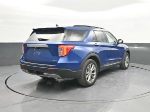 Used 2023 Ford Explorer XLT 4WD — thumbnail 8
