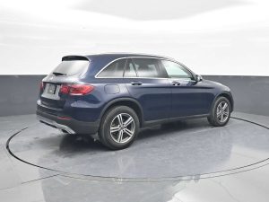 Used 2022 Mercedes-Benz GLC GLC 300 4MATIC SUV — thumbnail 9
