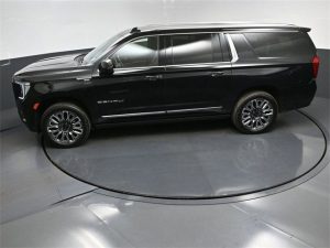 2024 GMC Yukon XL Denali Ultimate — thumbnail 8