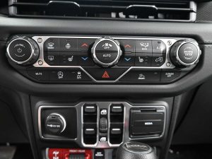 Used 2024 Jeep Gladiator Rubicon 4×4 — thumbnail 18